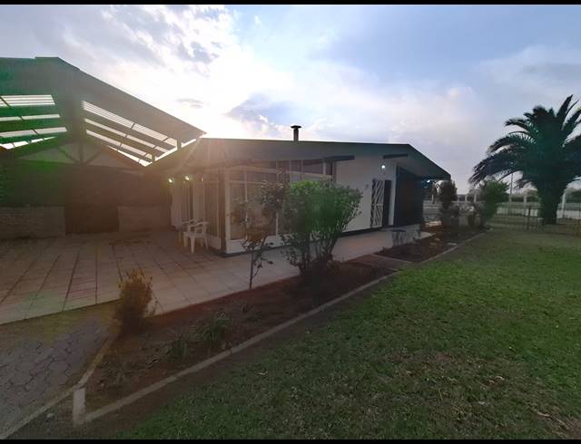 4 BEDROOM HOUSE SOLD IN THREE RIVERS